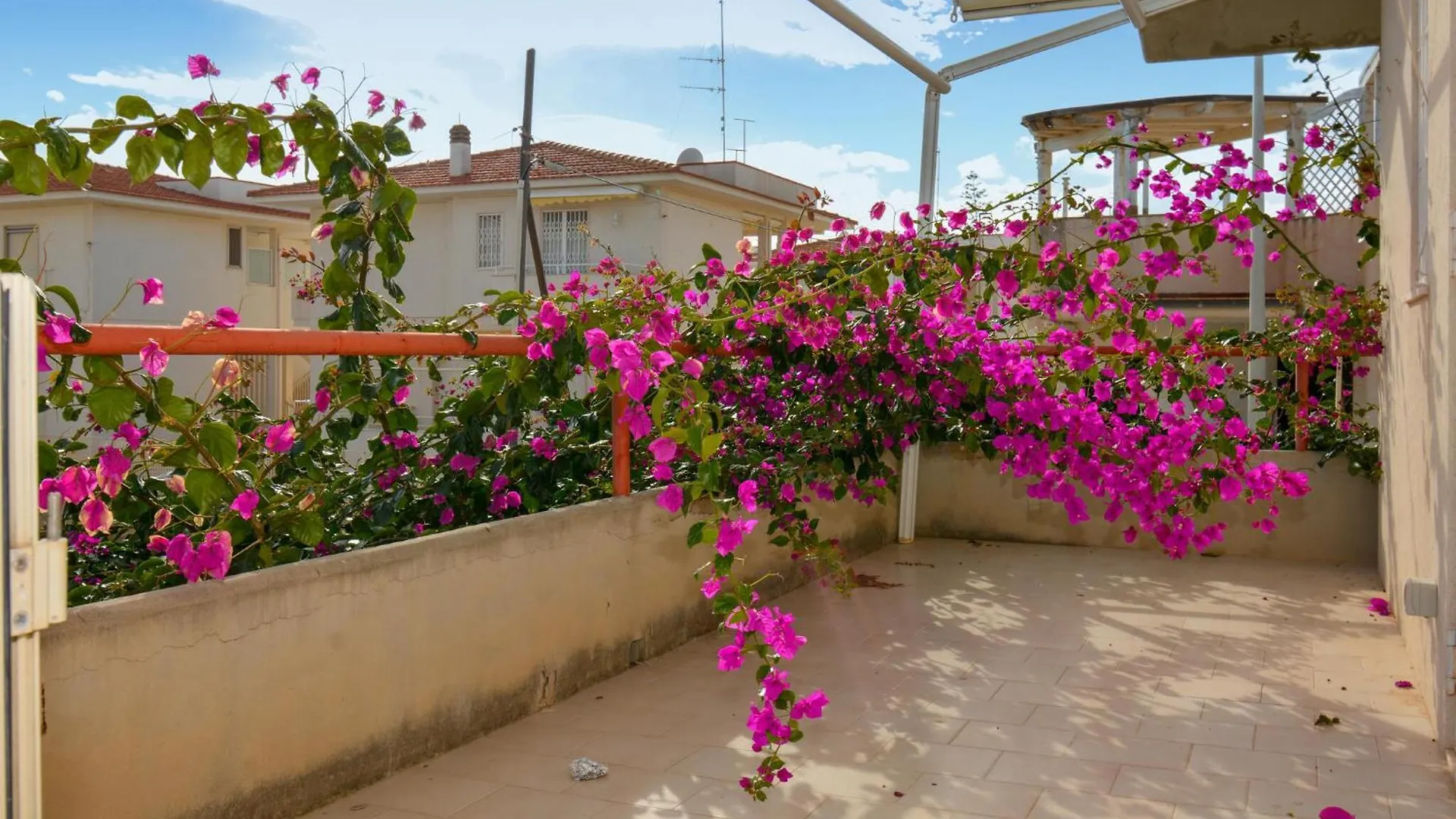 Lovely Apartment In Kaukana With House Sea View Villaggio Azzurro